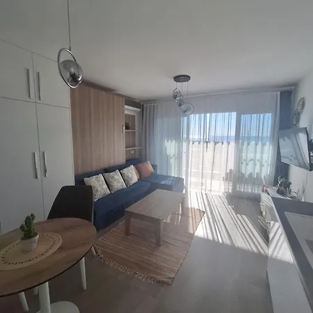 Pool View One-Bedroom Apartment At Caesar Resort Complex アパート
