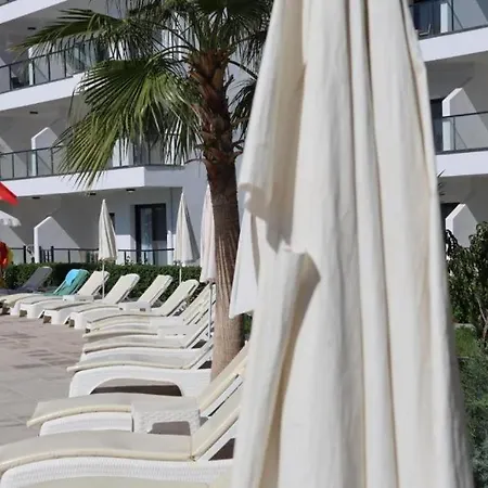 アパート Pool View One-Bedroom Apartment At Caesar Resort Complex