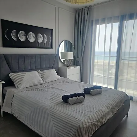 Pool View One-Bedroom Apartment At Caesar Resort Complex *