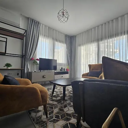 Pool View One-bedroom At Caesar Complex