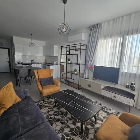 Apartman Pool View One-bedroom At Caesar Complex *